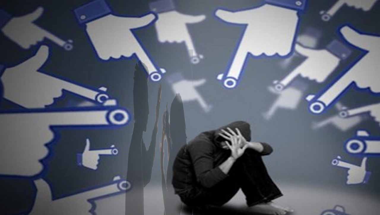 العنف الرقمي ضد النساء